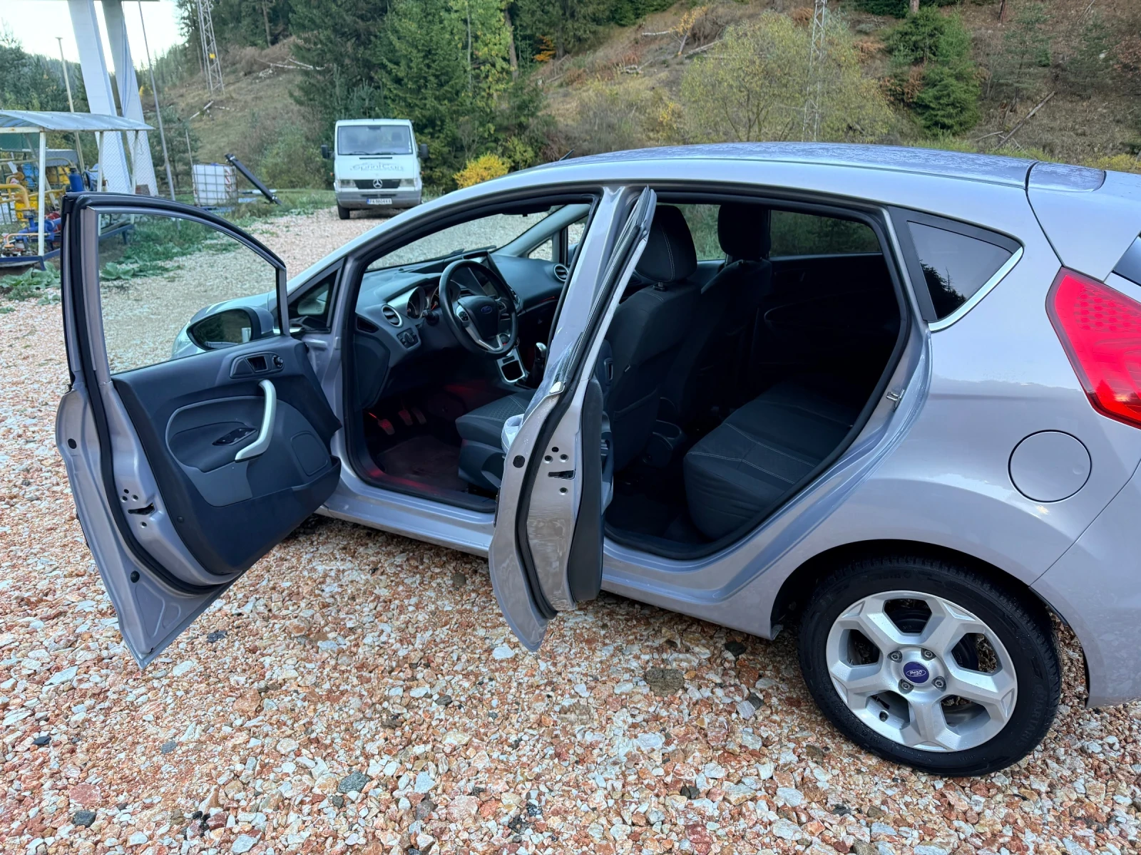 Ford Fiesta 1.4BiFuel* ГАЗ* АНДРОИД* KeyLess* ПОДГР.ПР.СТЪКЛО* - изображение 7