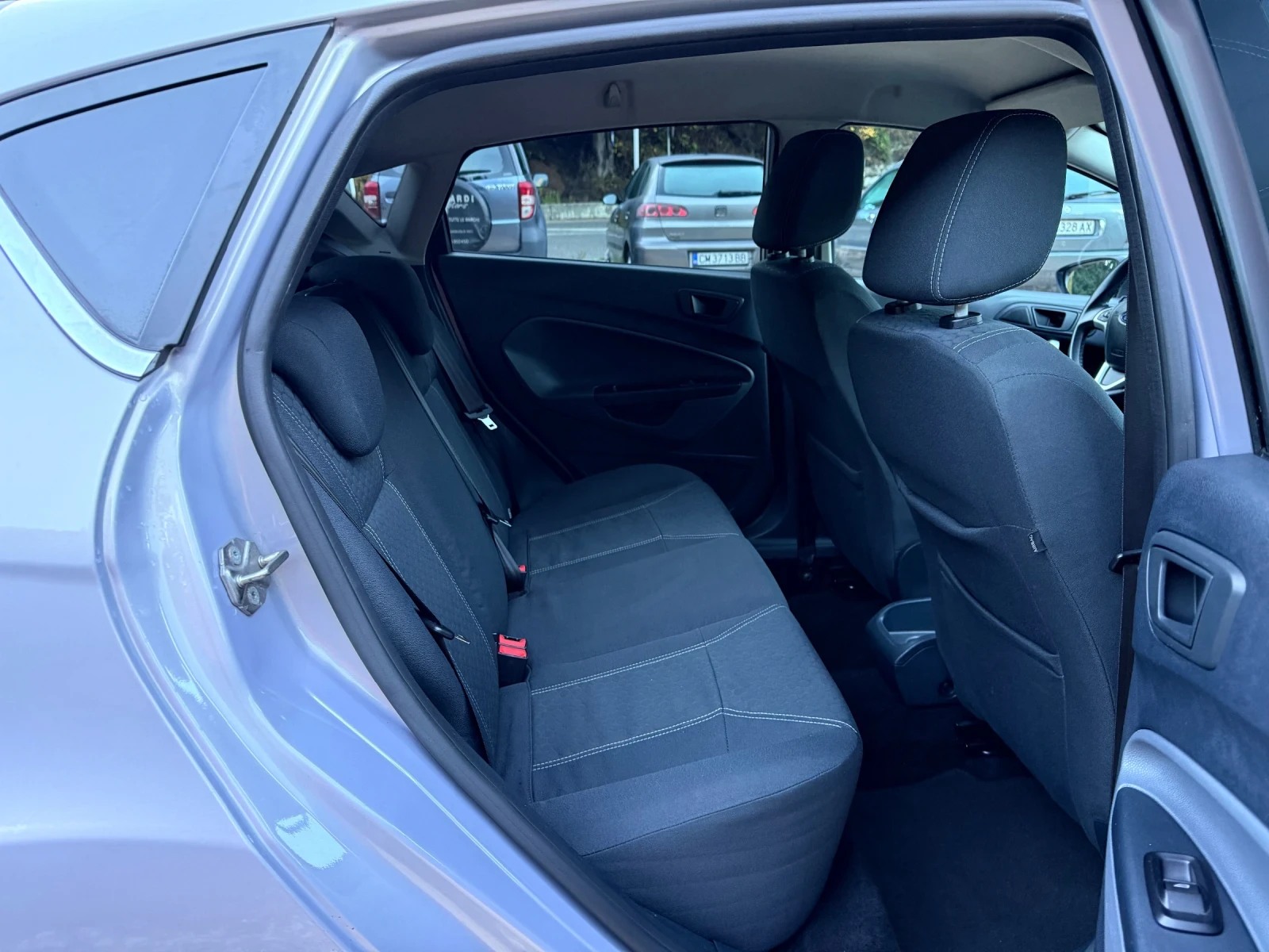 Ford Fiesta 1.4BiFuel* ГАЗ* АНДРОИД* KeyLess* ПОДГР.ПР.СТЪКЛО* - изображение 10