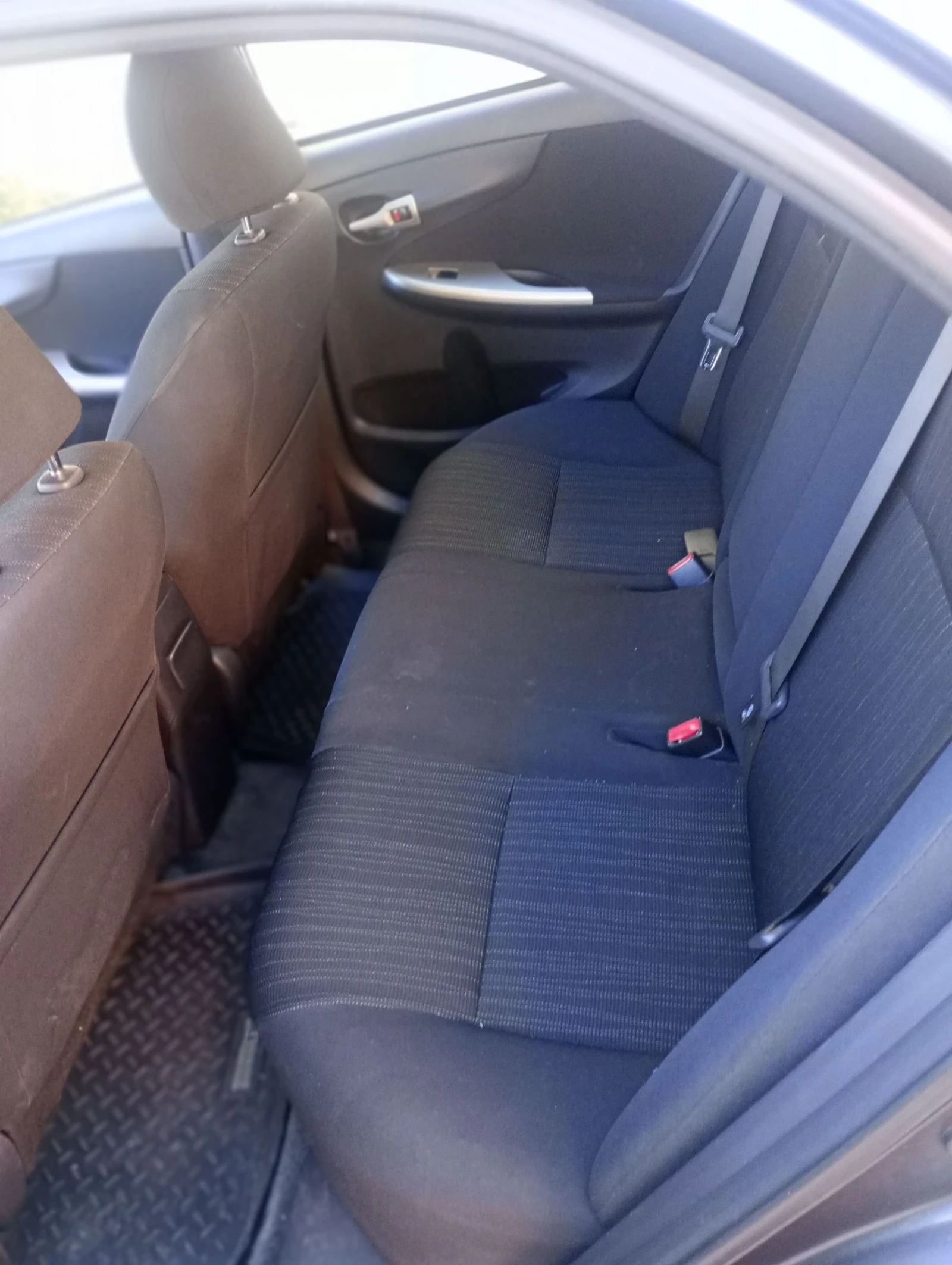 Toyota Corolla 1.6 - изображение 8