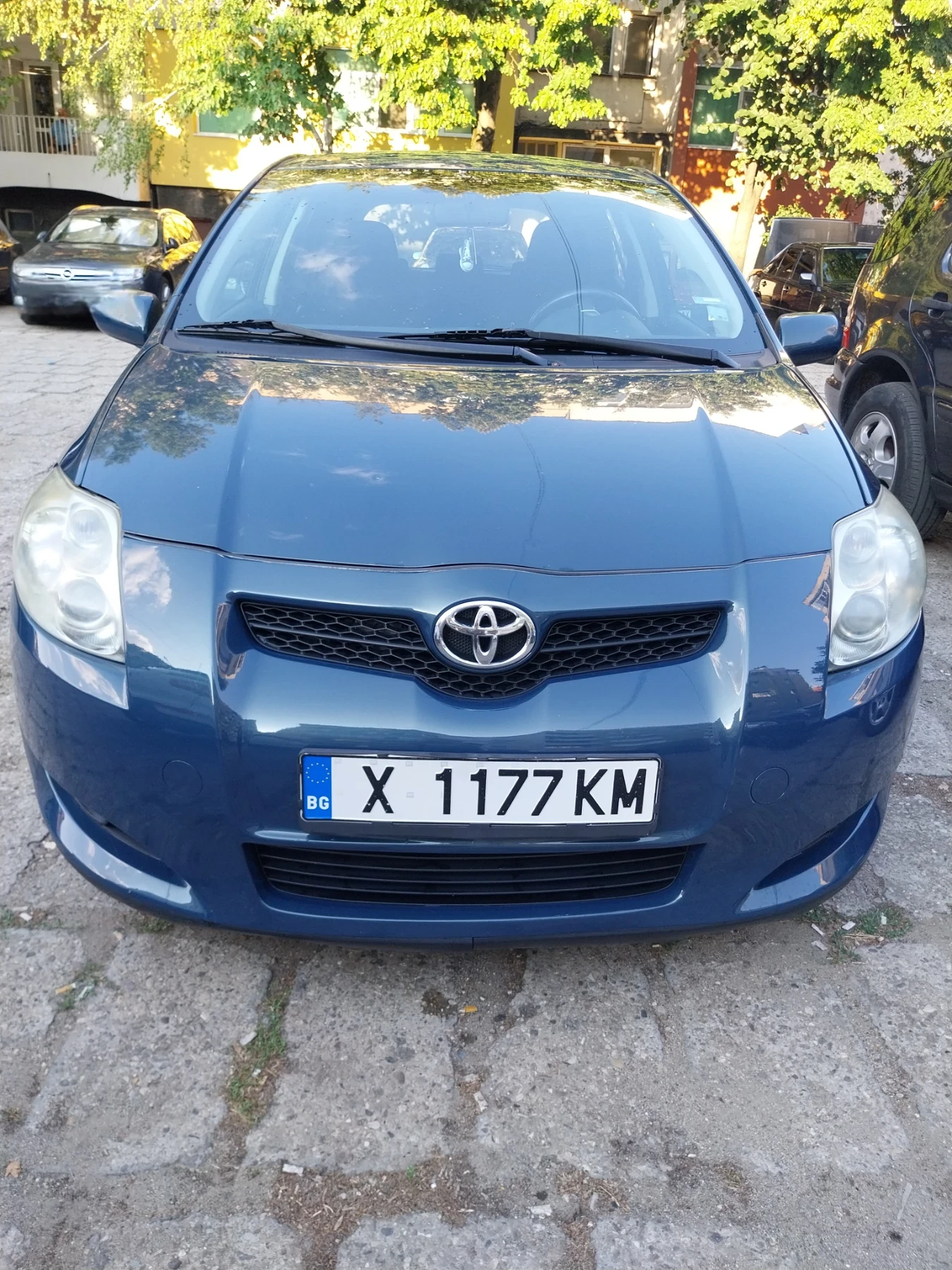 Toyota Auris  - изображение 2