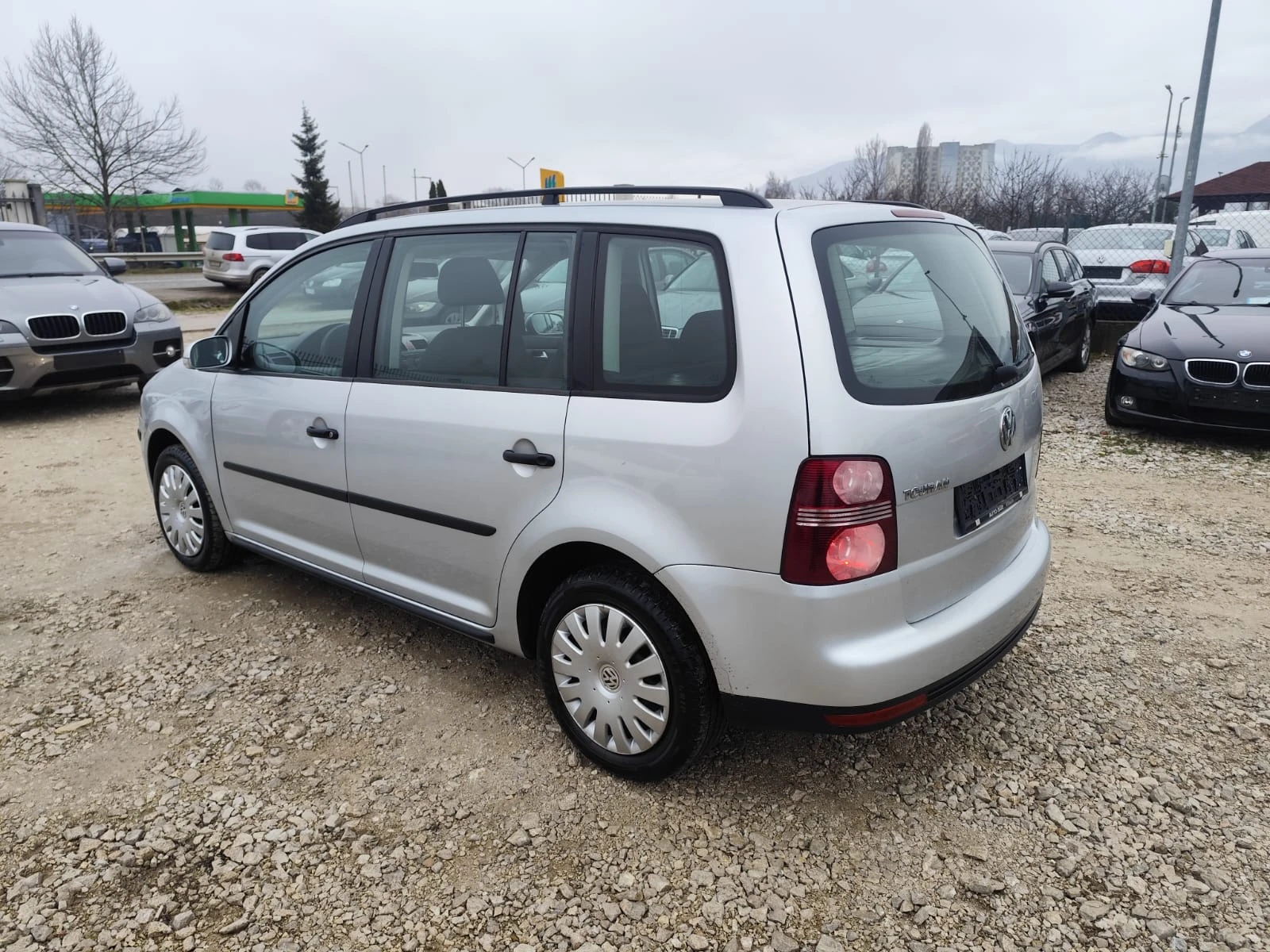 VW Touran 1.9 дизел 90 кс. - изображение 8