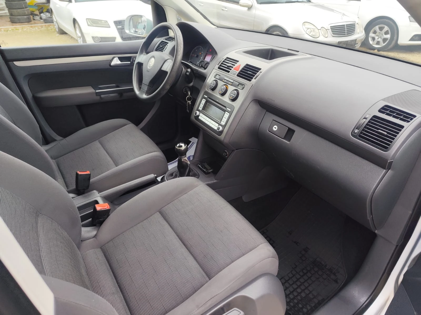 VW Touran 1.9 ����� 90 ��. | Mobile.bg � ����������� 12