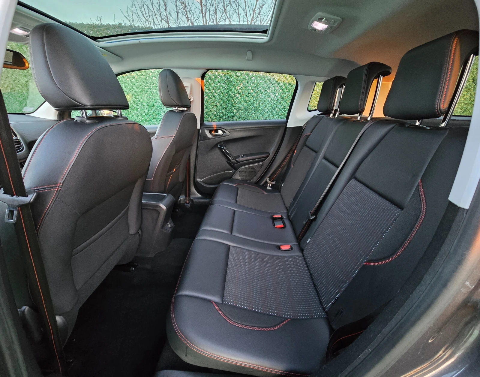 Peugeot 2008 1.2i* 131��* GT-Line* 51000��* FACE LIFT  | Mobile.bg � ����������� 10