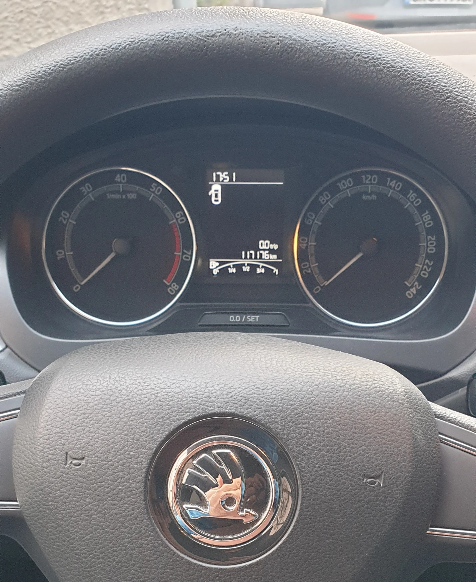 Skoda Rapid  Liftback, снимка 16 - Автомобили и джипове - 53975350