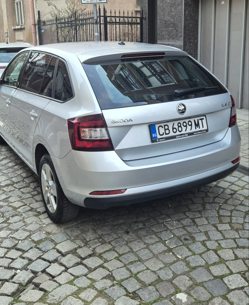 Skoda Rapid  Liftback, снимка 6 - Автомобили и джипове - 53975350