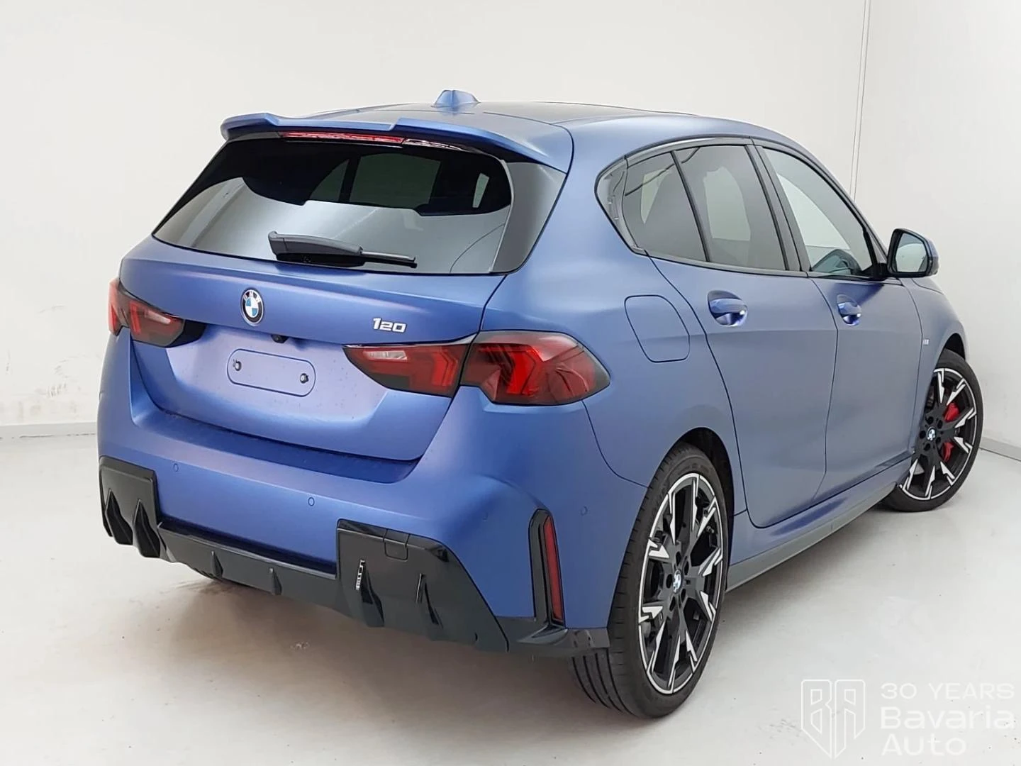BMW 120 i M Sport Paket Steptronic, снимка 3 - Автомобили и джипове - 54000114