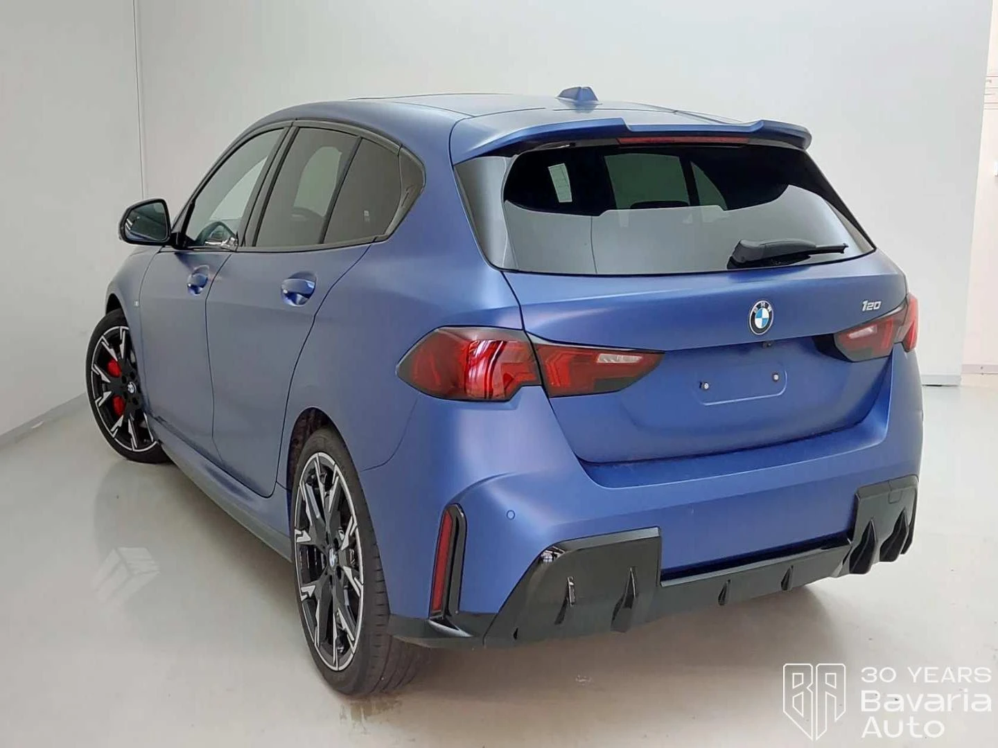 BMW 120 i M Sport Paket Steptronic, снимка 2 - Автомобили и джипове - 54000114