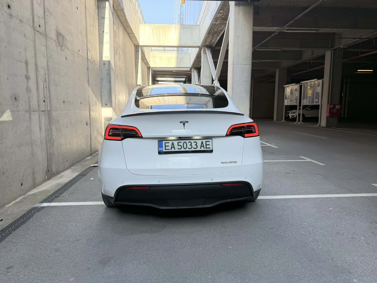 Tesla Model Y AWD Performance, снимка 3 - Автомобили и джипове - 54154414