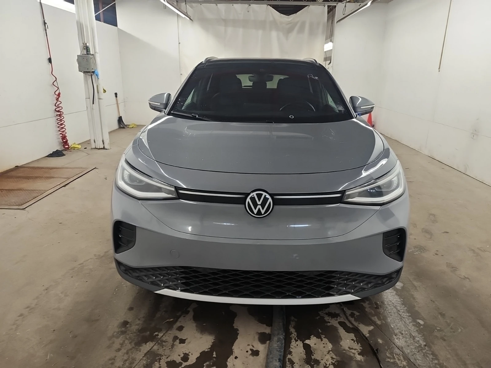 VW ID.4 PRO* 4х4* Задна камера* Подгрев* Панорама , снимка 3 - Автомобили и джипове - 54204107