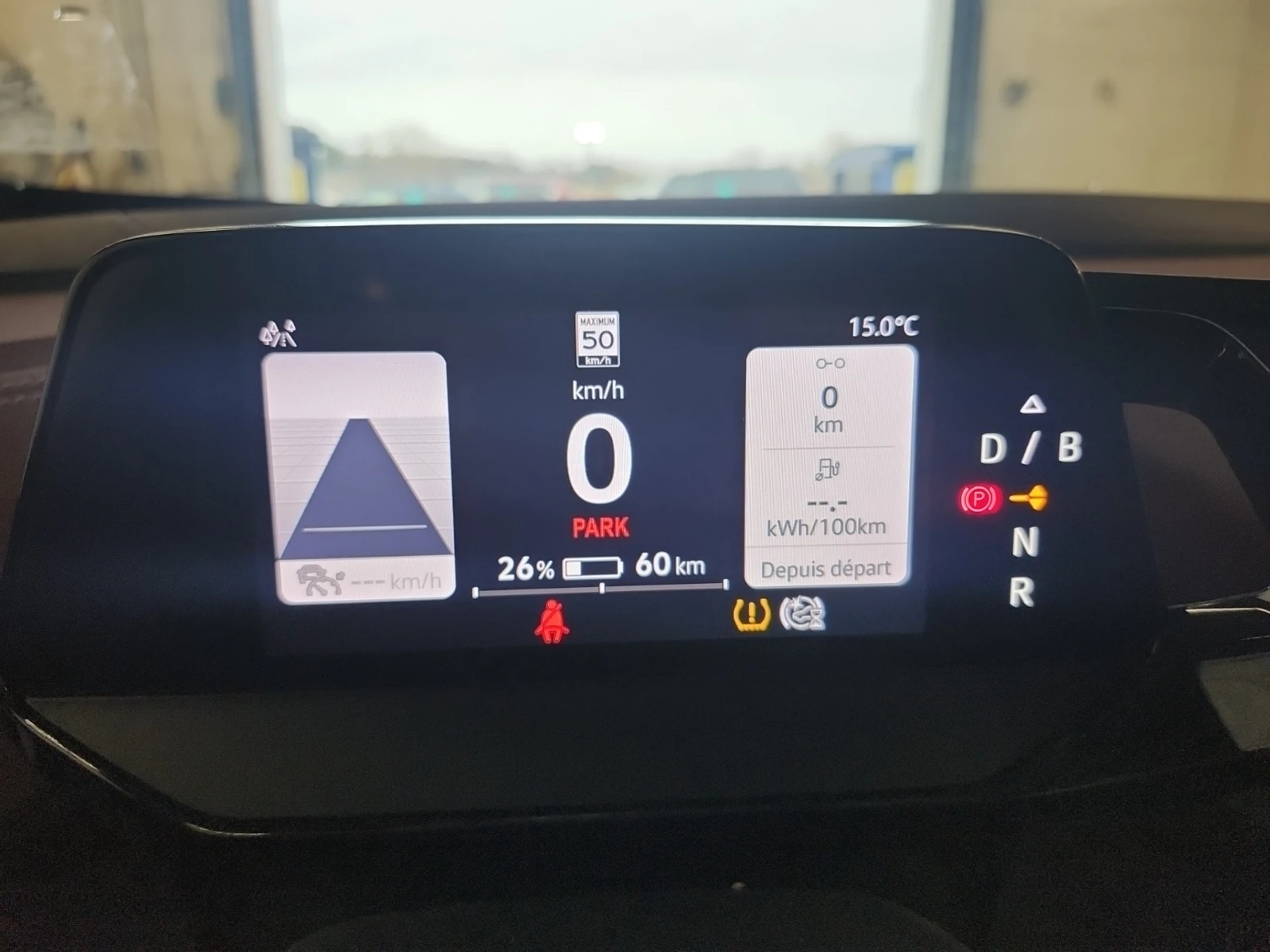 VW ID.4 PRO* 4х4* Задна камера* Подгрев* Панорама , снимка 12 - Автомобили и джипове - 54204107