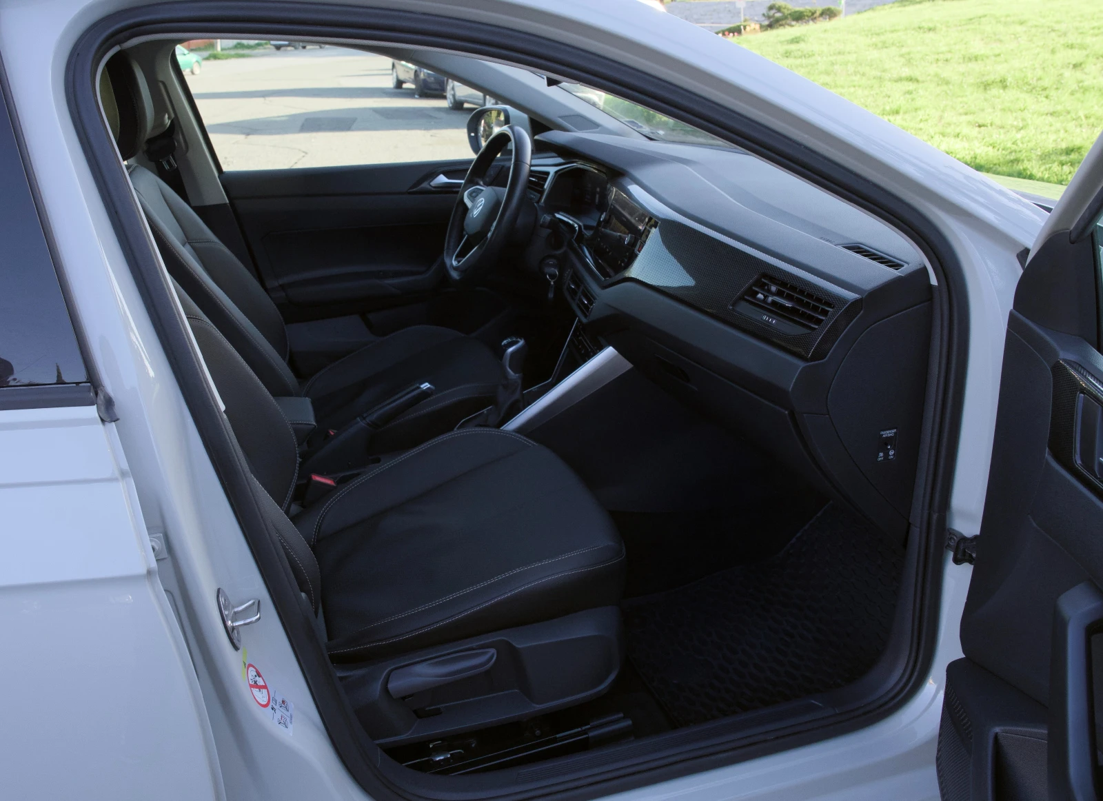 VW Taigo Life 1.0 TSI OPF. � �������� | Mobile.bg � ����������� 11