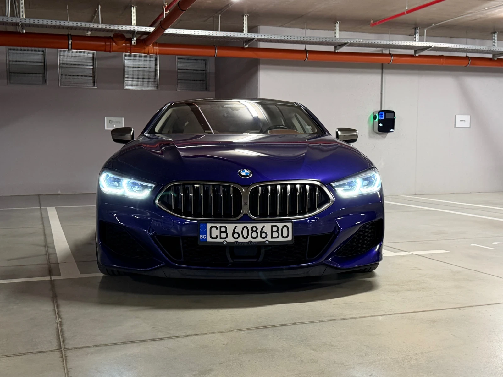 BMW 850 M850i xDrive Individual / 1 Собственик / B&W, снимка 6 - Автомобили и джипове - 55566357