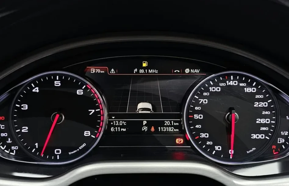 Audi A8 QUATTRO/435HP/TV/360/VENT/PANO/MATRIX/MC5, снимка 10 - Автомобили и джипове - 54616248