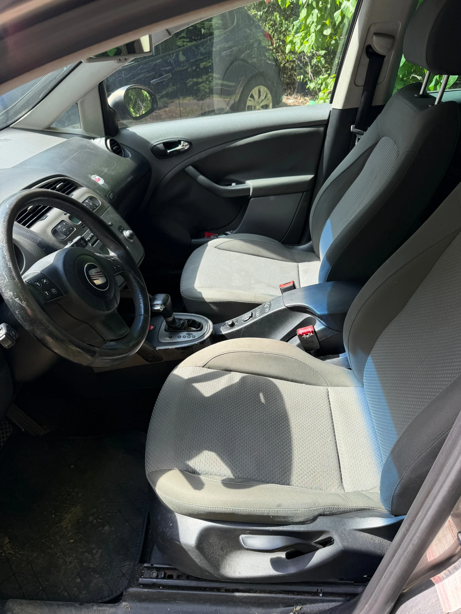 Seat Altea 2.0 TDI DSG, снимка 4 - Автомобили и джипове - 54669346