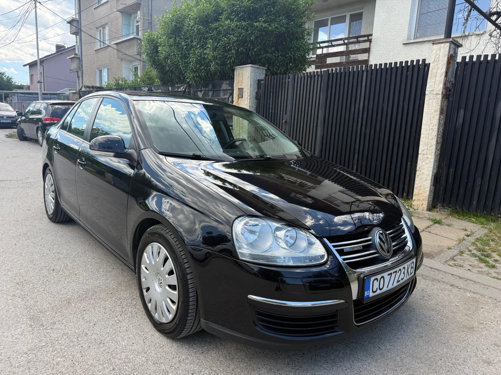 VW Jetta 1.9TDI 105kc, снимка 2 - Автомобили и джипове - 54918592