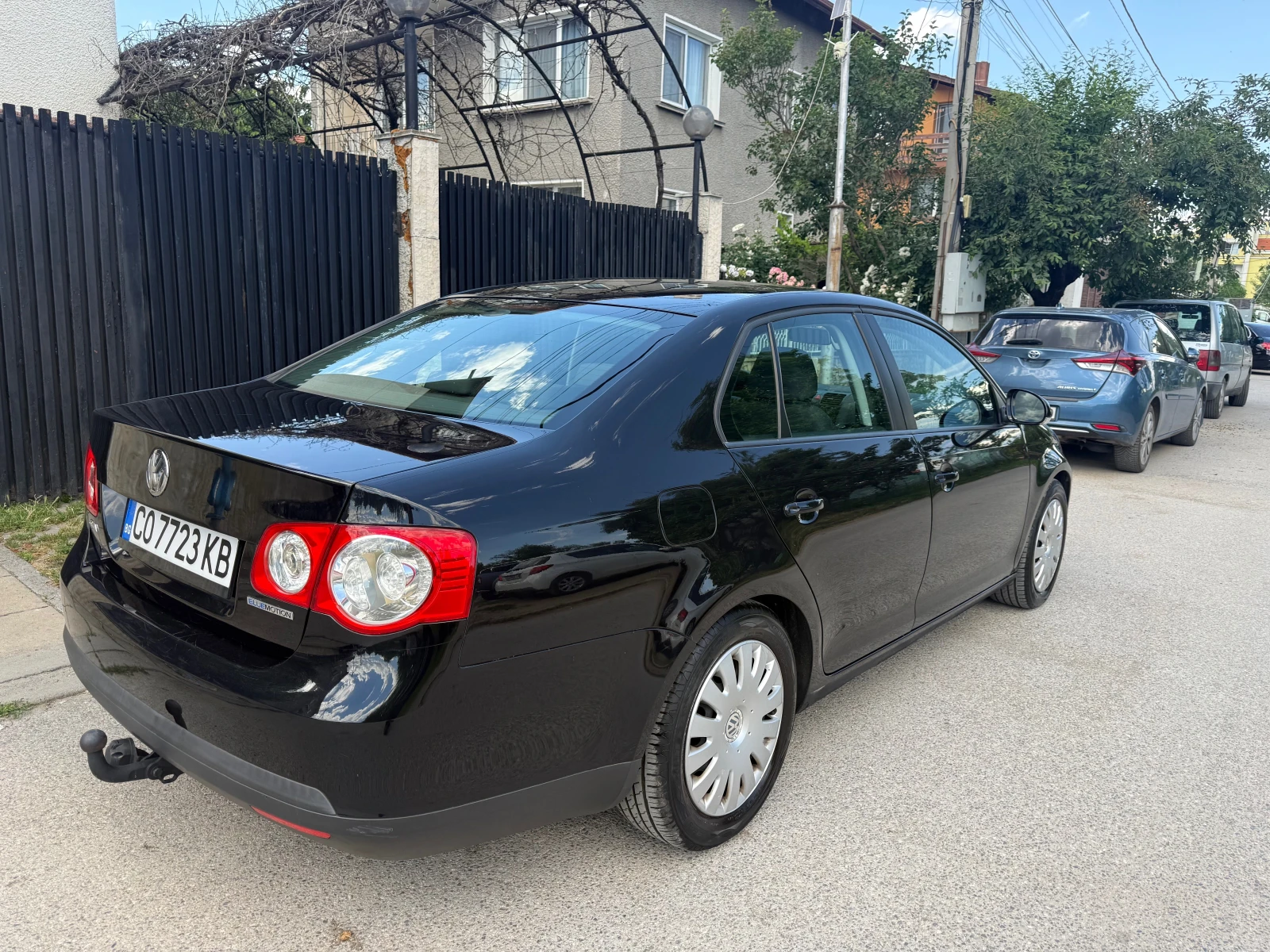 VW Jetta 1.9TDI 105kc, снимка 4 - Автомобили и джипове - 54918592