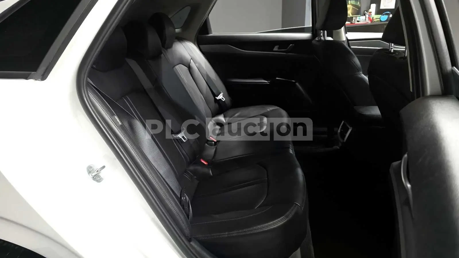 Kia K5 1.6| КАМЕРА| ОБДУХ| DIST| ПОДГРЕВ| ВКЛ.ТЕХНОТЕСТ, снимка 14 - Автомобили и джипове - 55009739