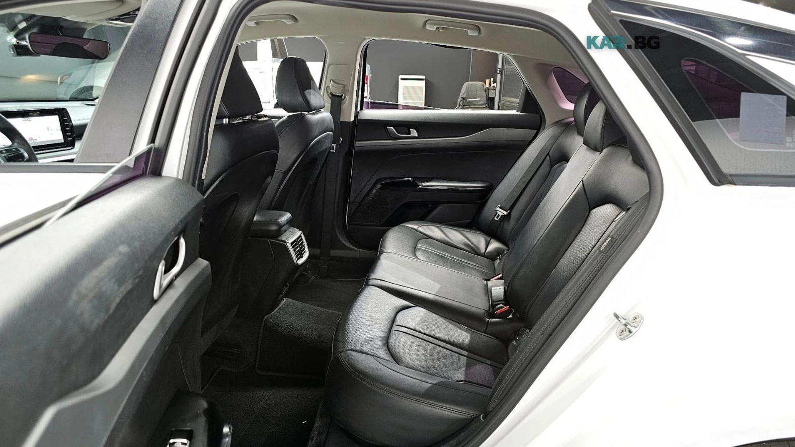Kia K5 2.0 Trendy* ПОДГРЕВ* КАМЕРА* LANE ASSIST* , снимка 15 - Автомобили и джипове - 55708475