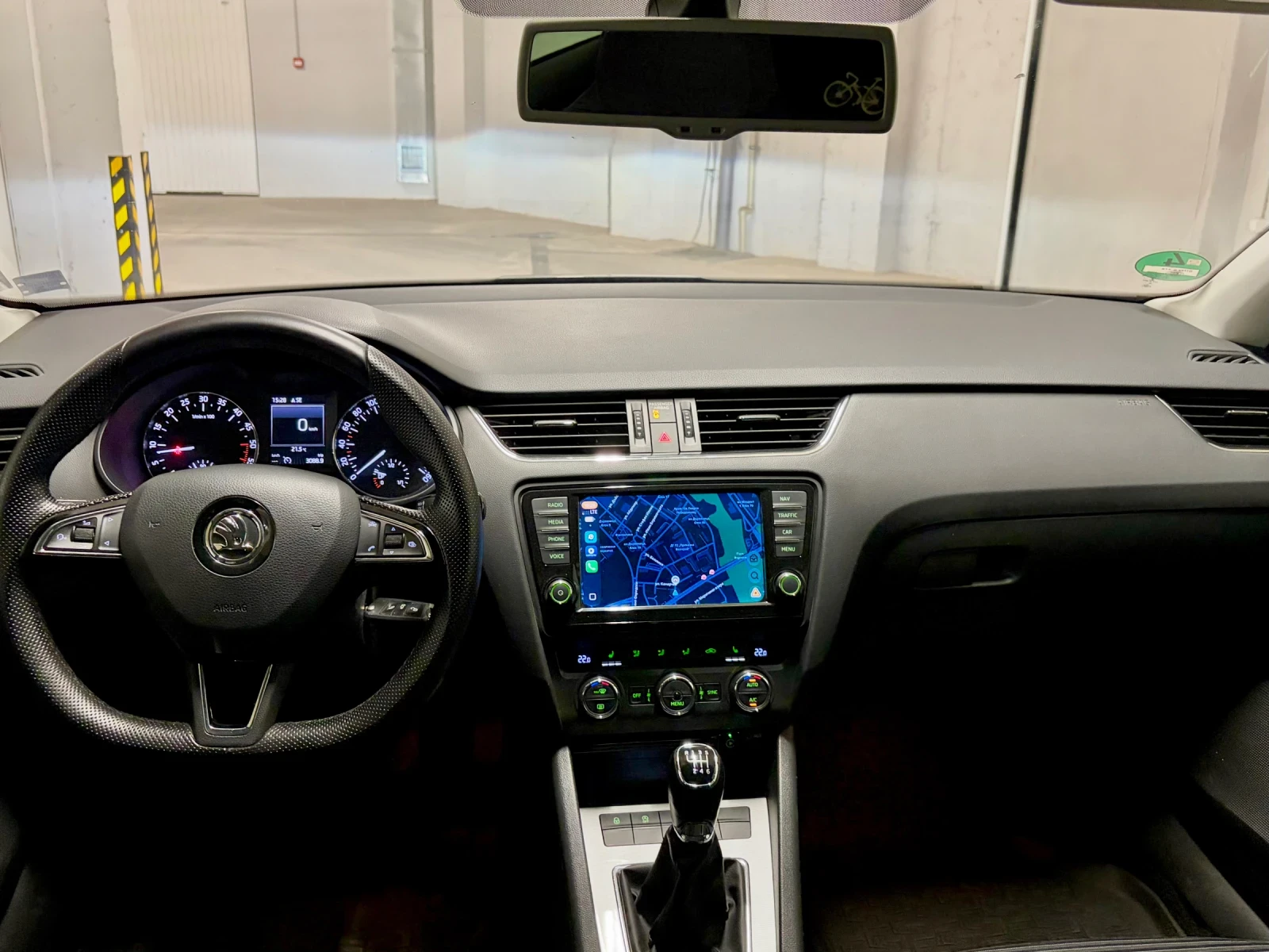 Skoda Octavia 2.0 TDI Sport, снимка 7 - Автомобили и джипове - 56130398