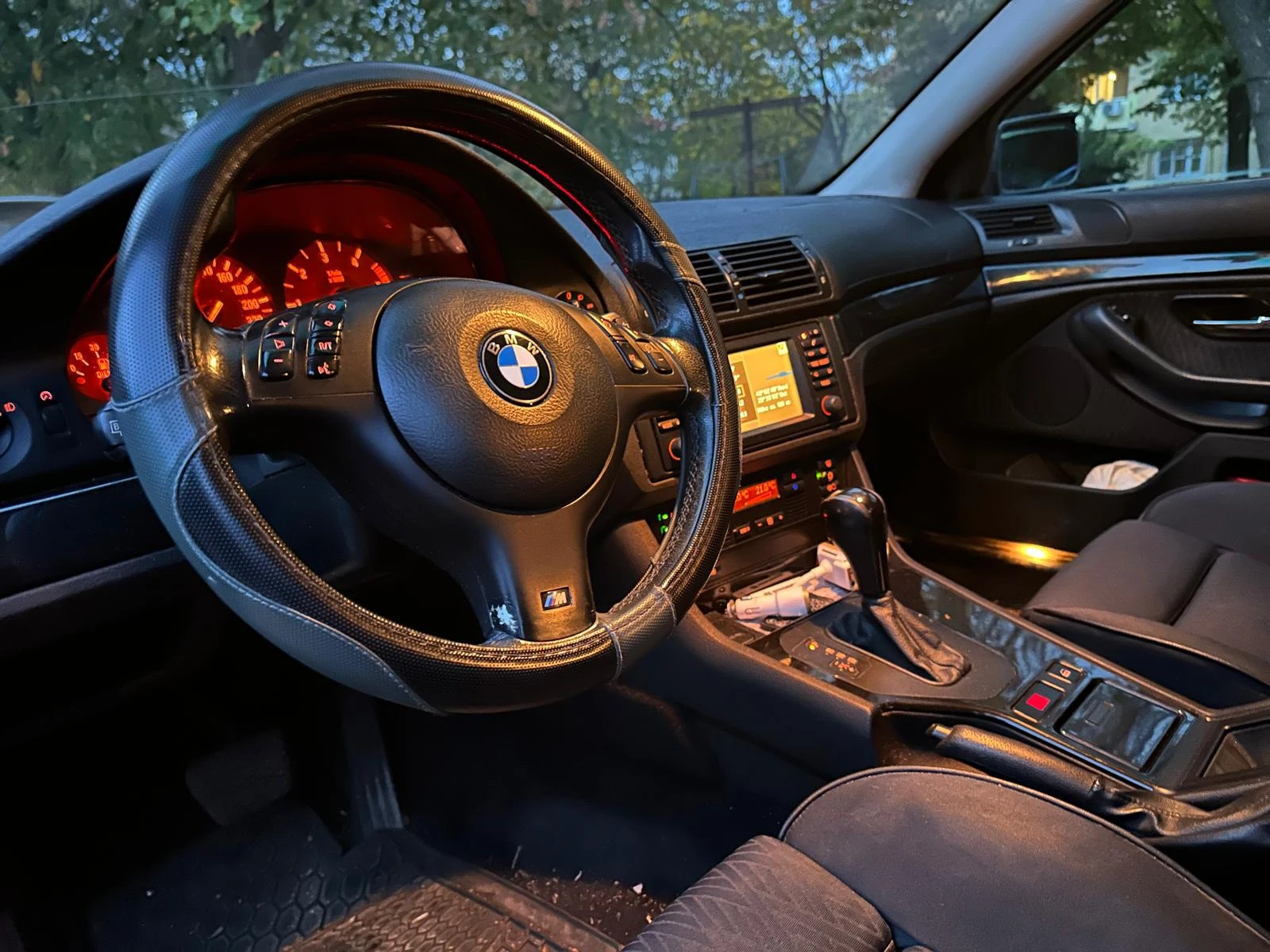 BMW 525, снимка 10 - Автомобили и джипове - 56530938