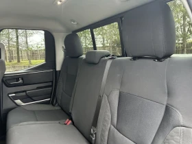 Toyota Tundra SR5 Double Cab 4WD, снимка 17