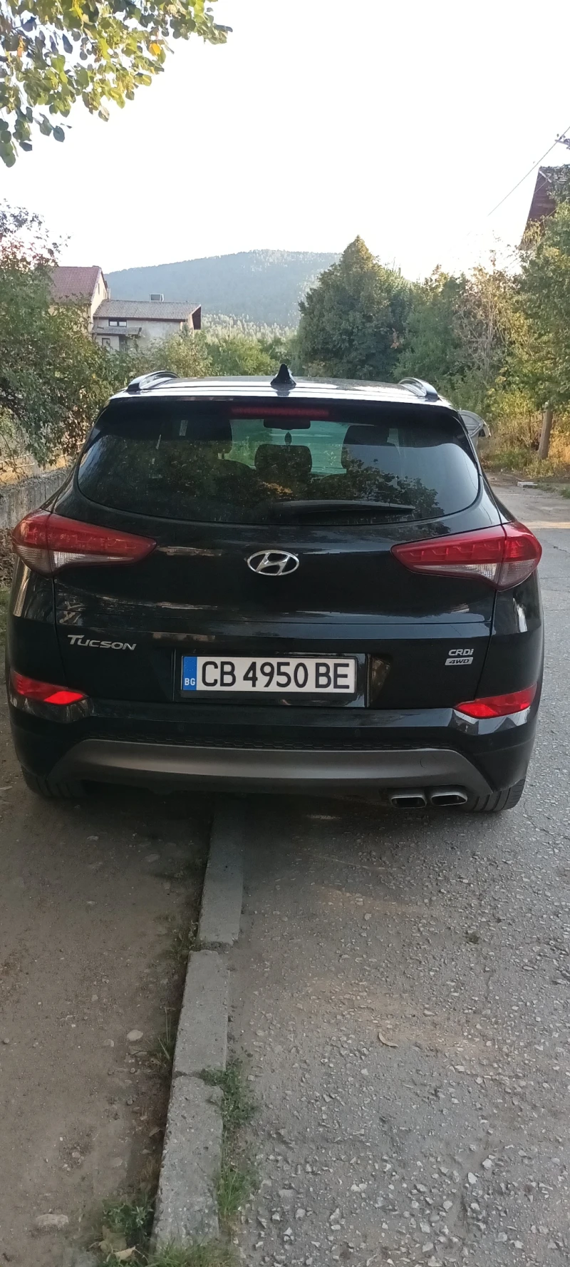 Hyundai Tucson 2.0, снимка 3 - Автомобили и джипове - 47963926