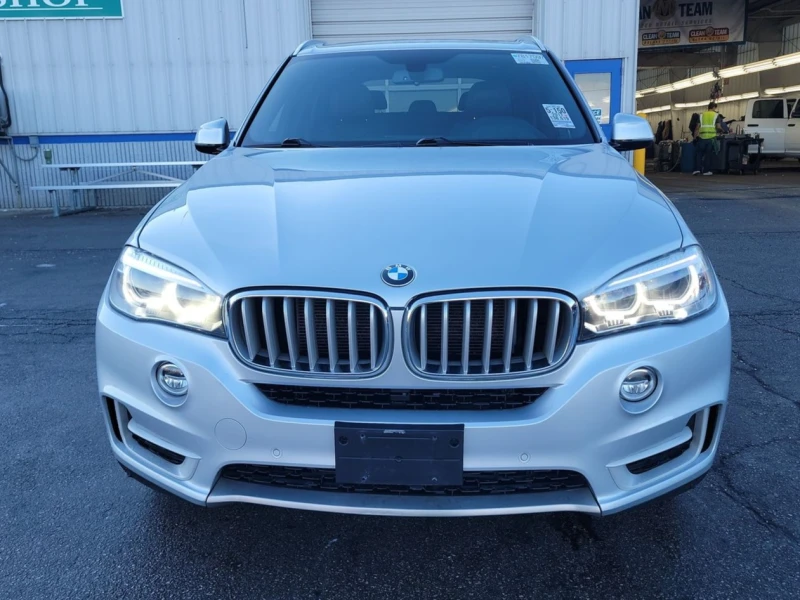 BMW X5 xDrive35i Подгрев* Head-Up* CarPlay* 4-зонов* Пано, снимка 1 - Автомобили и джипове - 48817825