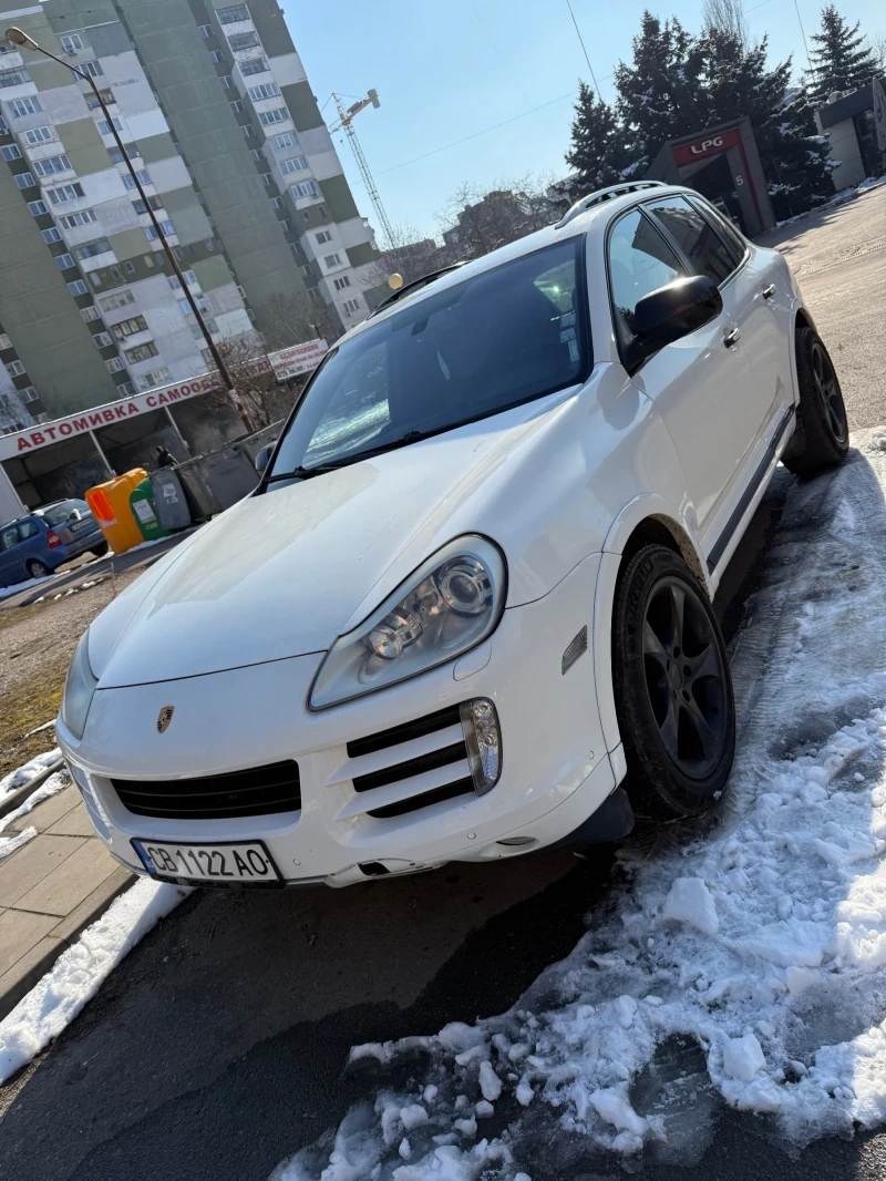 Porsche Cayenne 4.8, снимка 2 - Автомобили и джипове - 49211446