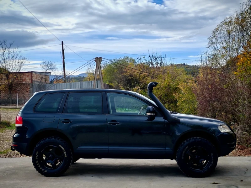 VW Touareg 2.5TDI(174)* R5* АВТОМАТИК* НОВ ВНОС* , снимка 10 - Автомобили и джипове - 52043594