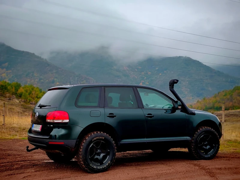 VW Touareg 2.5TDI(174)* R5* АВТОМАТИК* НОВ ВНОС* , снимка 11 - Автомобили и джипове - 52043594