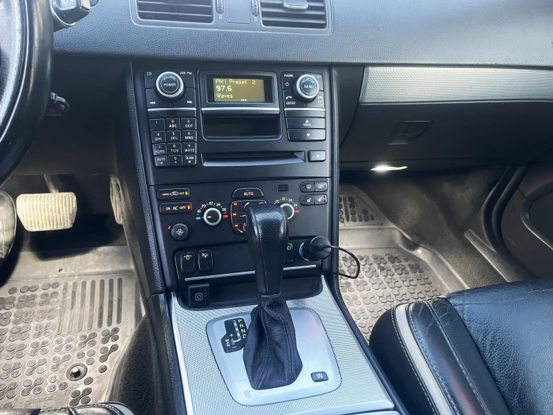 Volvo Xc90 3.2 AWD Газ-Бензин 4x4 Facelift , снимка 10 - Автомобили и джипове - 52171260