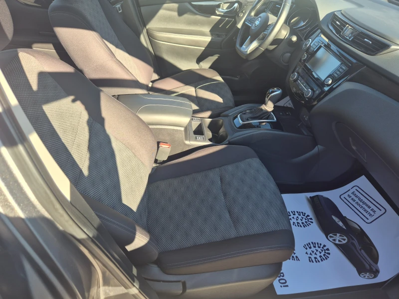 Nissan Qashqai 2.0 Benzin  Автоматик, снимка 14 - Автомобили и джипове - 52412824