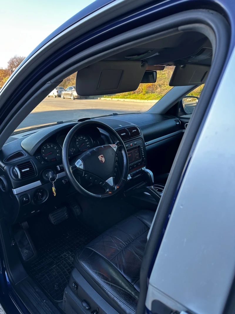Porsche Cayenne Бартер, снимка 15 - Автомобили и джипове - 52740959