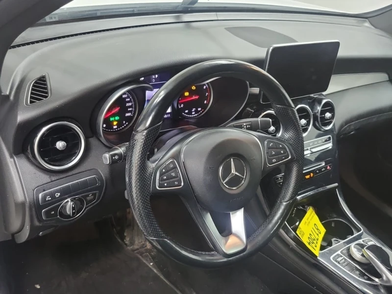 Mercedes-Benz GLC * 300 * CARFAX * БЕЗ ПЪРВОНАЧАЛНА ВНОСКА, снимка 9 - Автомобили и джипове - 52920307