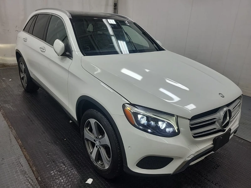 Mercedes-Benz GLC * 300 * CARFAX * БЕЗ ПЪРВОНАЧАЛНА ВНОСКА, снимка 2 - Автомобили и джипове - 52920307