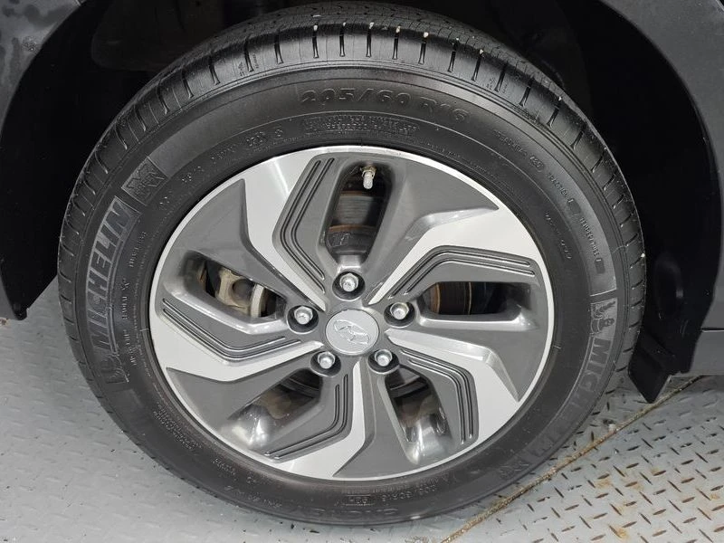 Hyundai Kona Smart| 141к.с.| ВКЛ.ТЕХНОТЕСТ, снимка 5 - Автомобили и джипове - 55441041