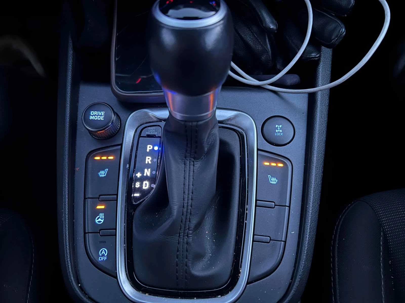 Hyundai Kona 2.0L 4cyl AWD - изображение 3