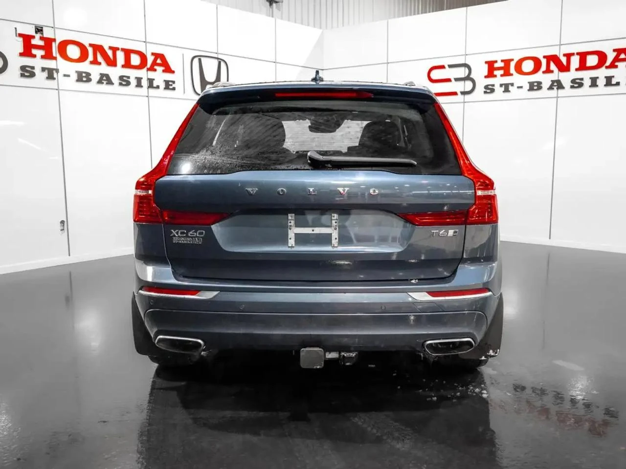 Volvo XC60 * INSCRIPTION* 360CAM* LANE ASSIST* PANO*  - изображение 5