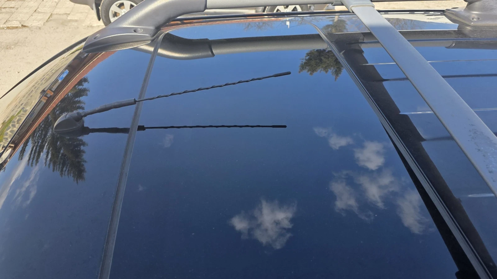 Nissan Navara 3, 0 V6 Климатроник 4х4EURO 5, снимка 16 - Автомобили и джипове - 53735406