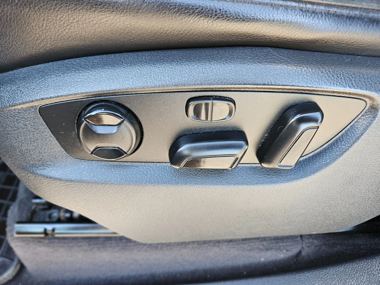 VW Touareg 3.0 V6 TDI | Mobile.bg � ����������� 15