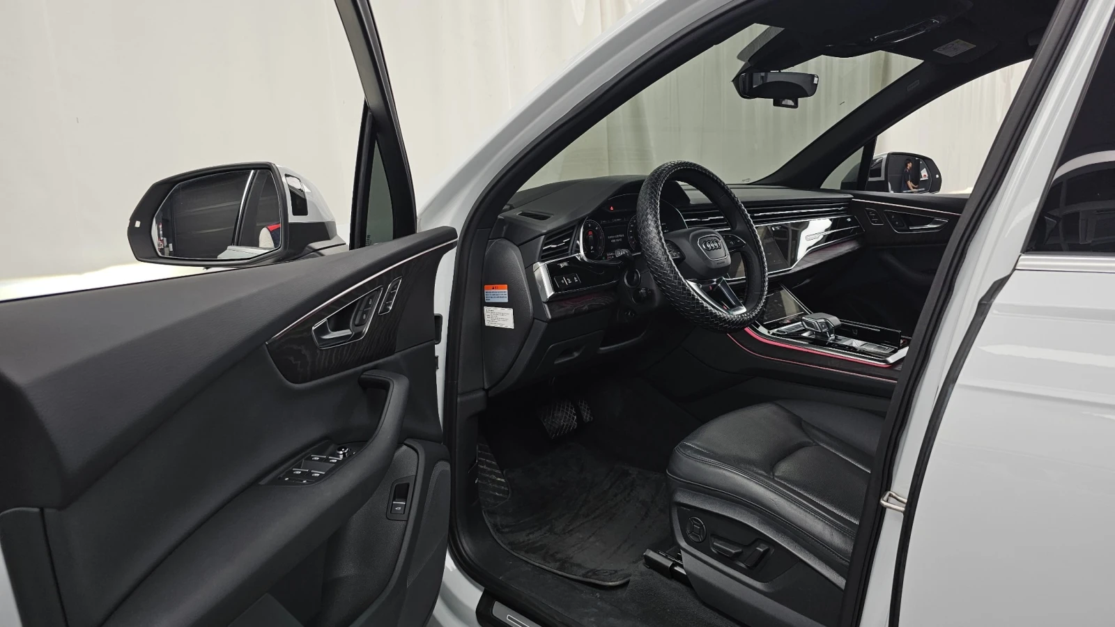 Audi Q7 45 TDI Quattro Premium | HUD | 360 Camera | Soft C, снимка 10 - Автомобили и джипове - 54957037
