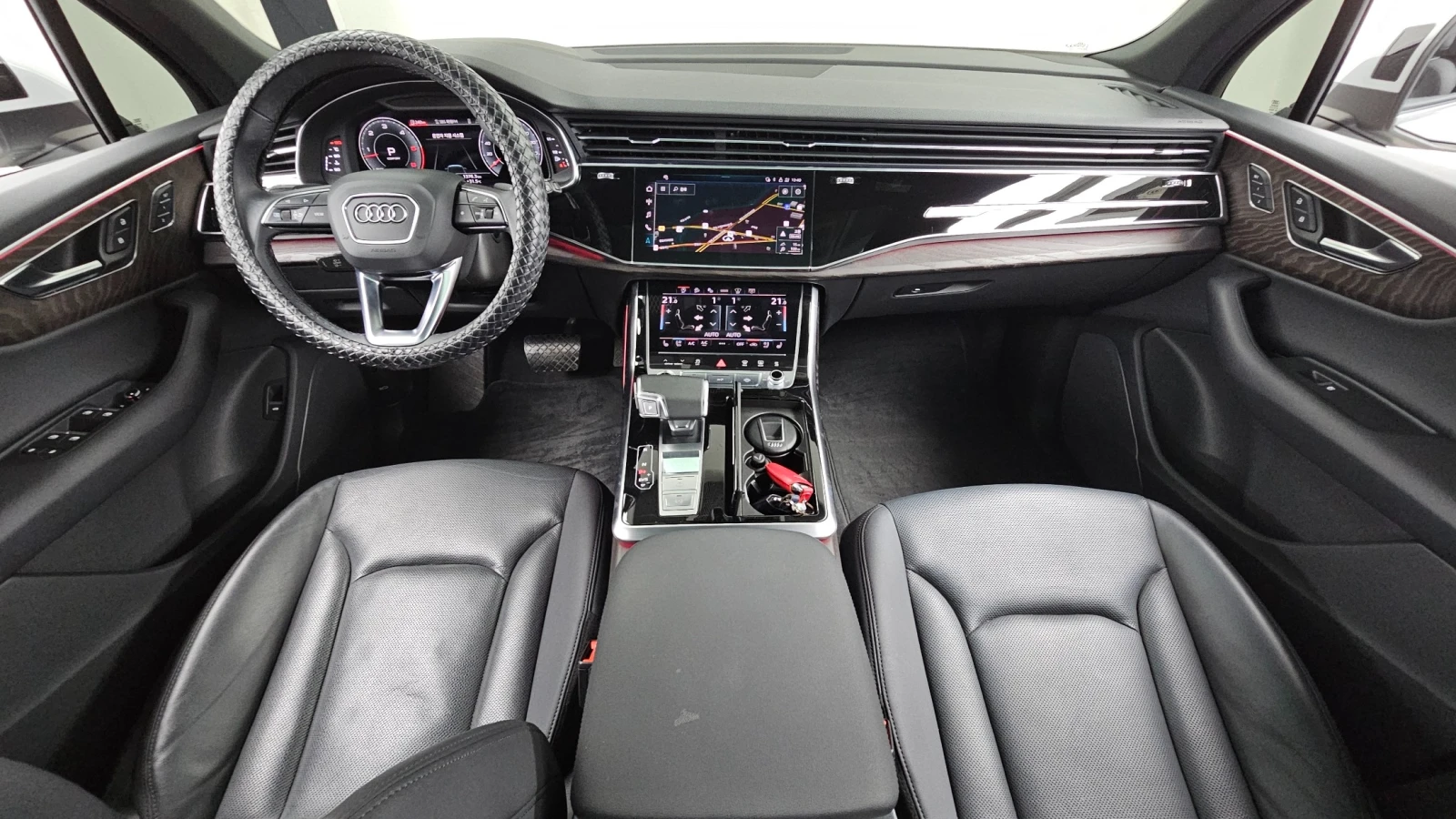 Audi Q7 45 TDI Quattro Premium | HUD | 360 Camera | Soft C, снимка 7 - Автомобили и джипове - 54957037