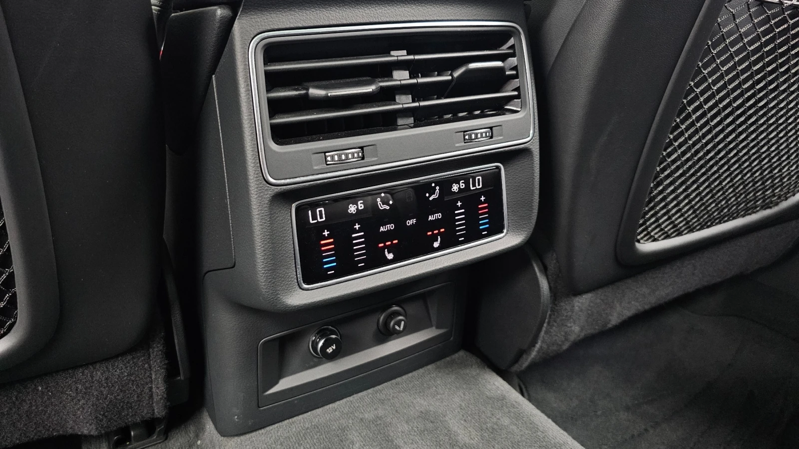Audi Q7 45 TDI Quattro Premium | HUD | 360 Camera | Soft C, снимка 17 - Автомобили и джипове - 54957037