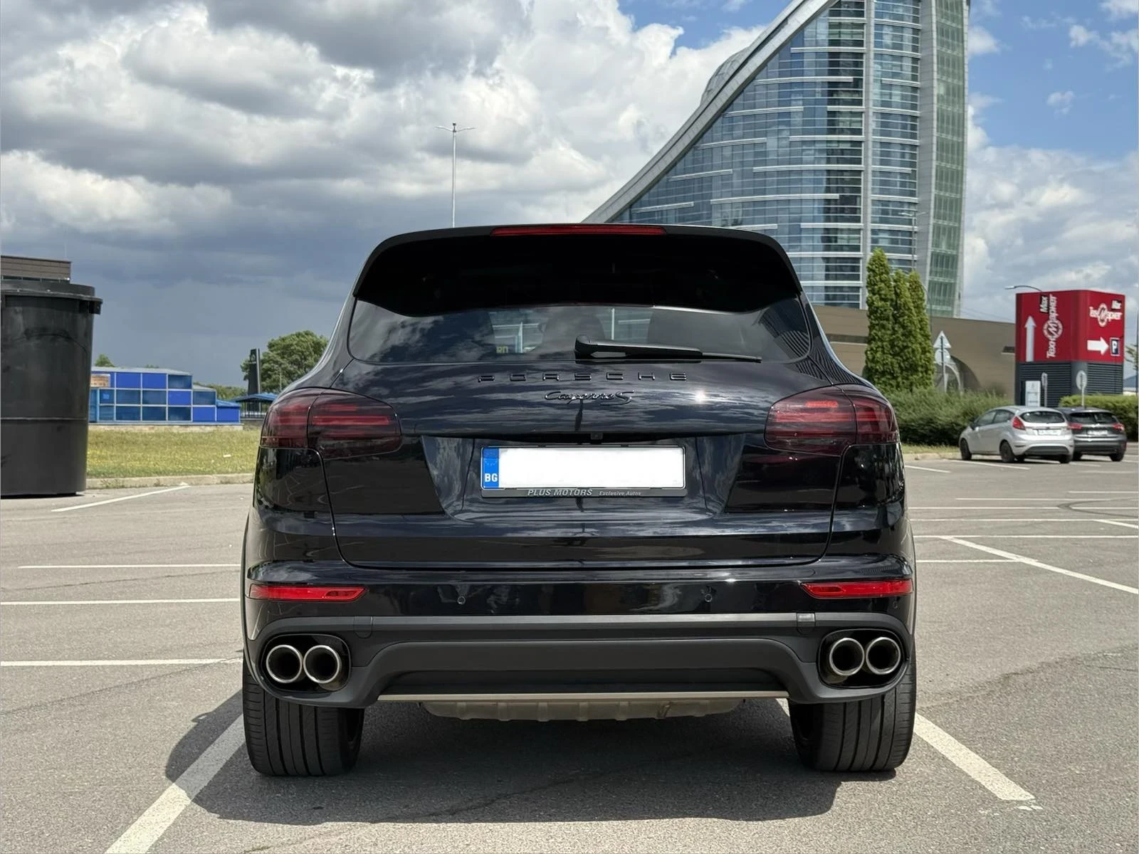 Porsche Cayenne 4.2TDI V8 385к.с / BOSE / DISTRONIC / SPORT CHRONO, снимка 6 - Автомобили и джипове - 55295583