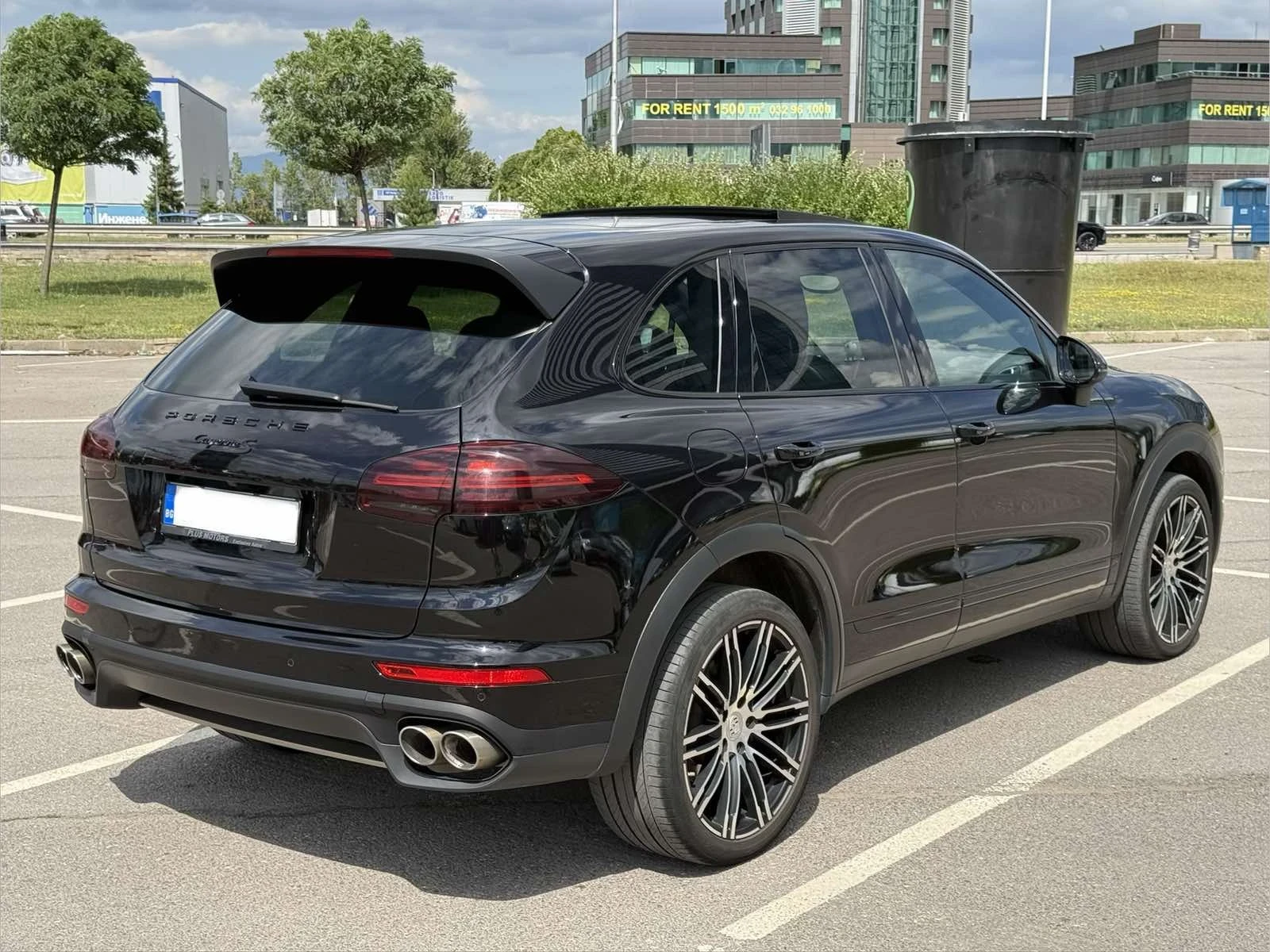 Porsche Cayenne 4.2TDI V8 385к.с / BOSE / DISTRONIC / SPORT CHRONO, снимка 7 - Автомобили и джипове - 55295583