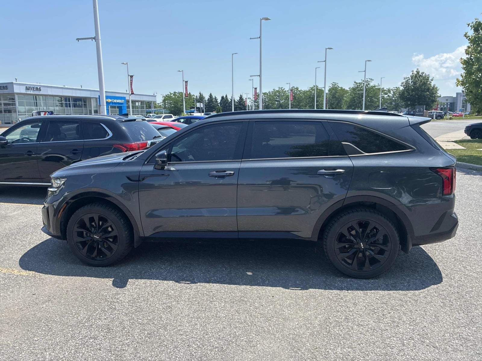 Kia Sorento AWD / Carfax / Лизинг, снимка 2 - Автомобили и джипове - 56315187