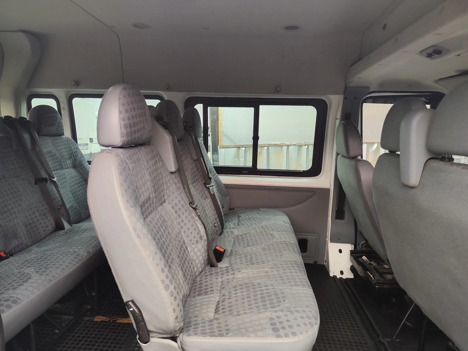 Ford Transit 2.4* 8+ 1* LIZING - изображение 9