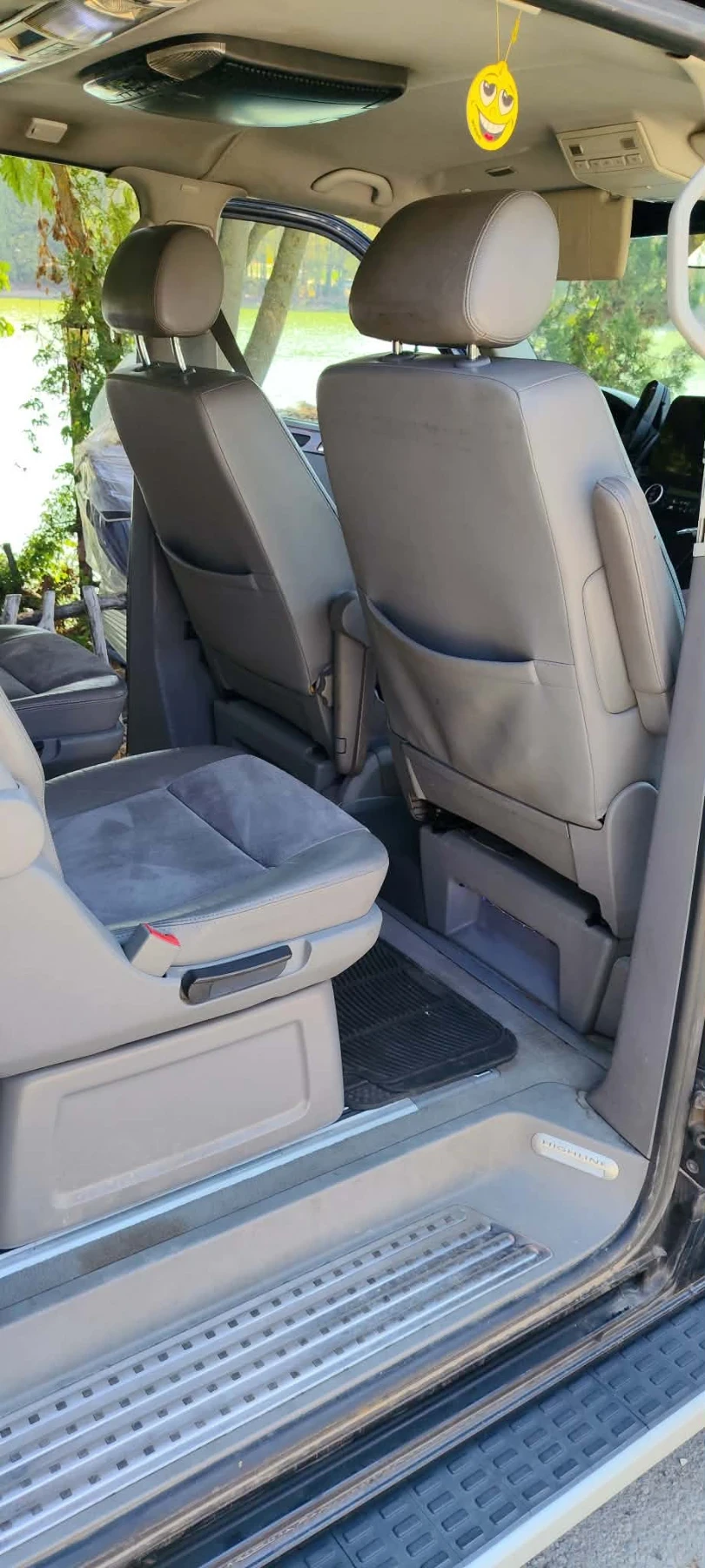 VW Multivan, снимка 11 - Бусове и автобуси - 56132041