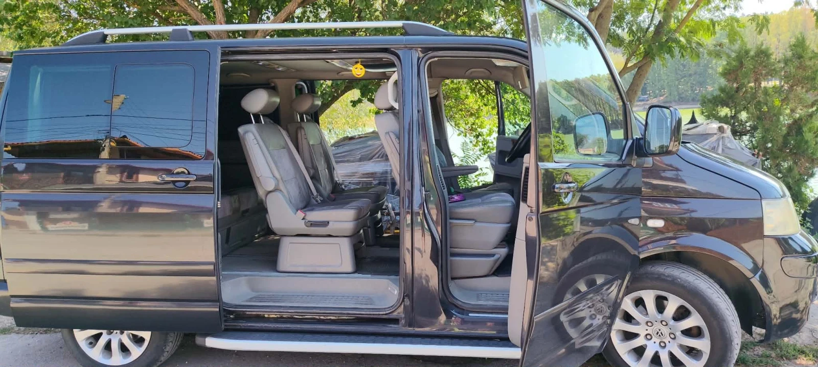 VW Multivan, снимка 9 - Бусове и автобуси - 56132041