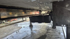 Полуремарке Krone VECTOR 1350/4000 мото часа/ 2.65 вис. / двуетажно, снимка 12 - Ремаркета - 52828680